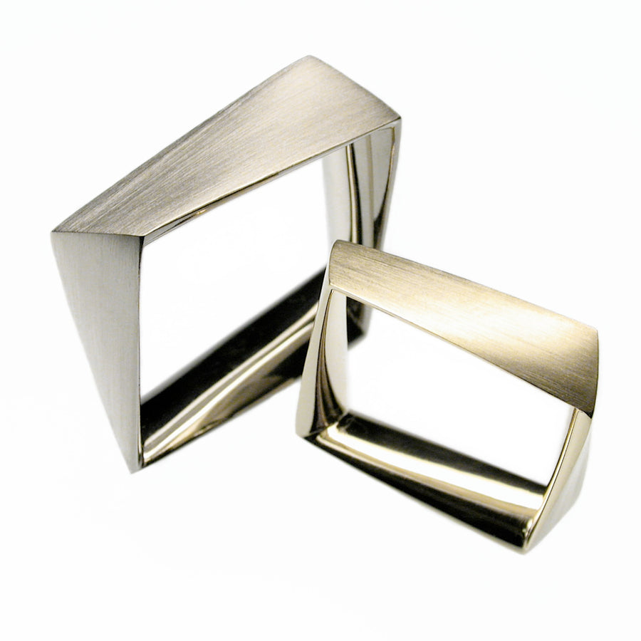 Vincent van Hees Oblique Square Ring 18ct Yellow Gold